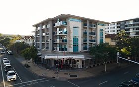 Jephson Hotel & Apartments